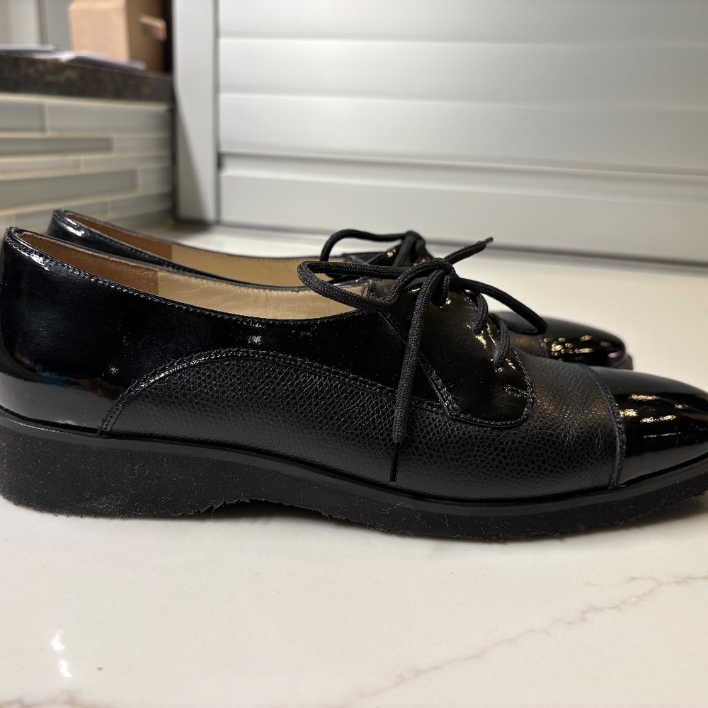 Women’s Salvatore Ferragamo Oxfords - Size 5 - Picture 3 of 8